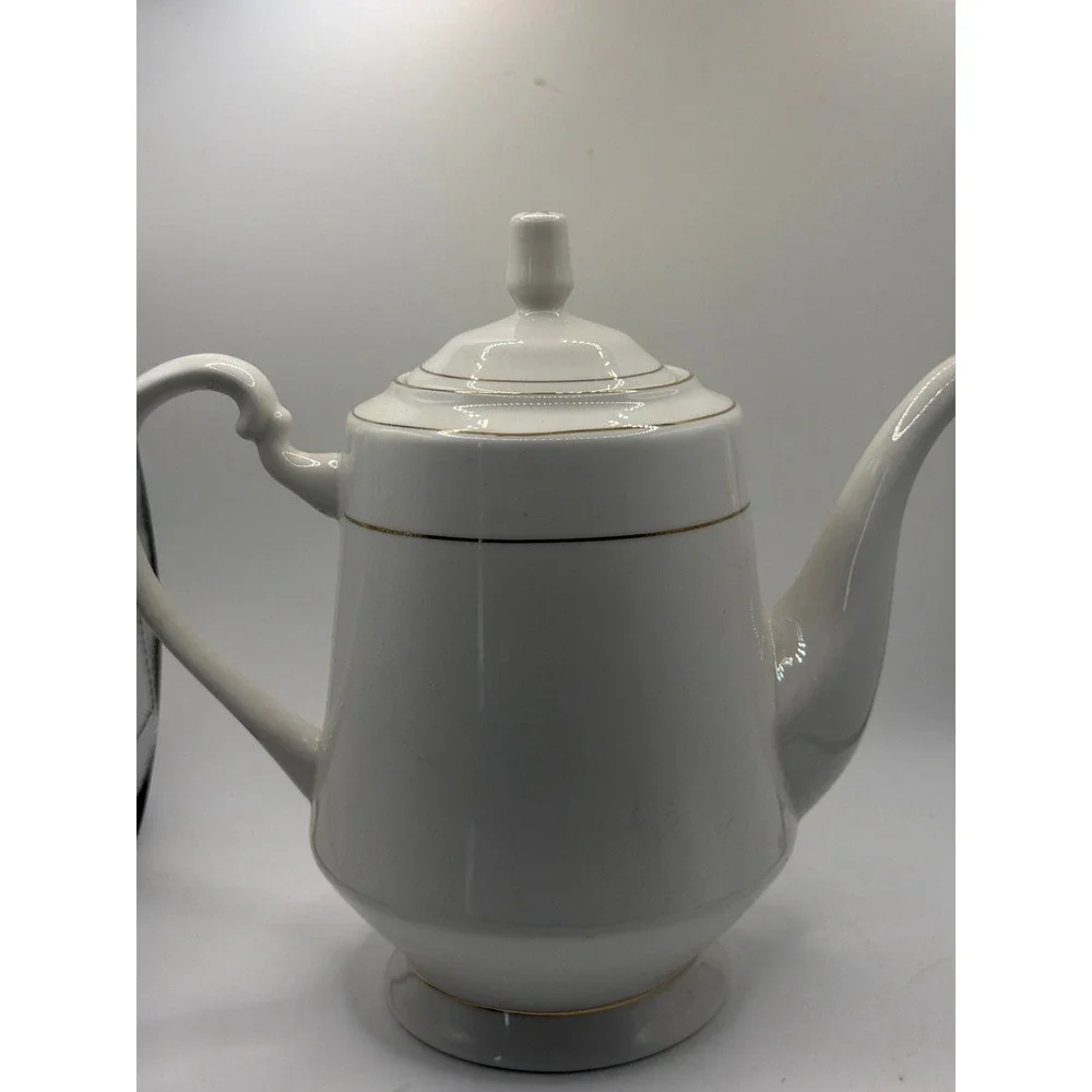 Royal Majestic Fine China Coffee Tea Pot D'Or 8404 With Lid